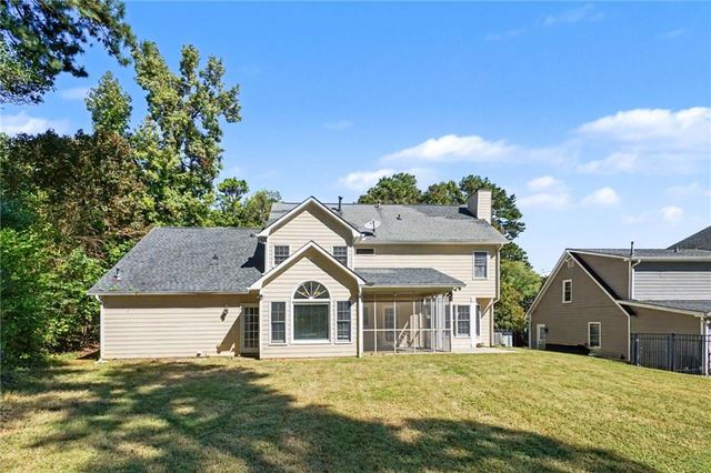 5483 Brookstone Drive NW, Acworth, GA 30101