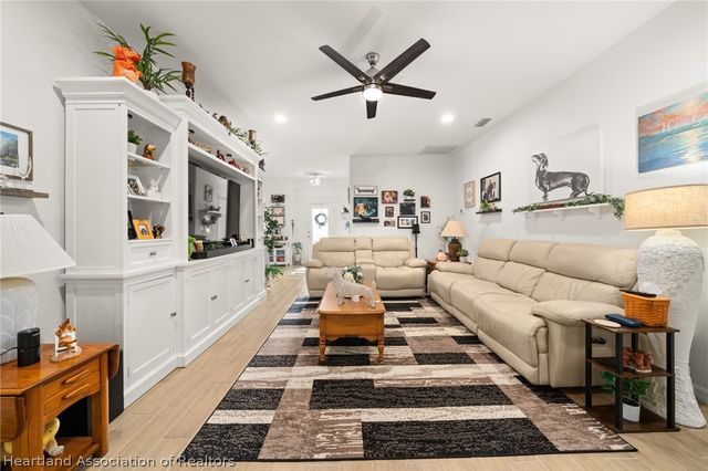 1153 Bishop Street, Avon Park, FL 33825