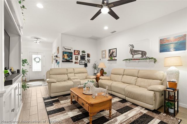1153 Bishop Street, Avon Park, FL 33825