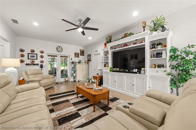 1153 Bishop Street, Avon Park, FL 33825