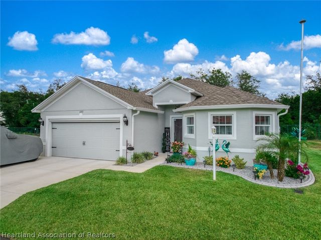 1153 Bishop Street, Avon Park, FL 33825