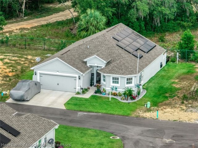 1153 Bishop Street, Avon Park, FL 33825
