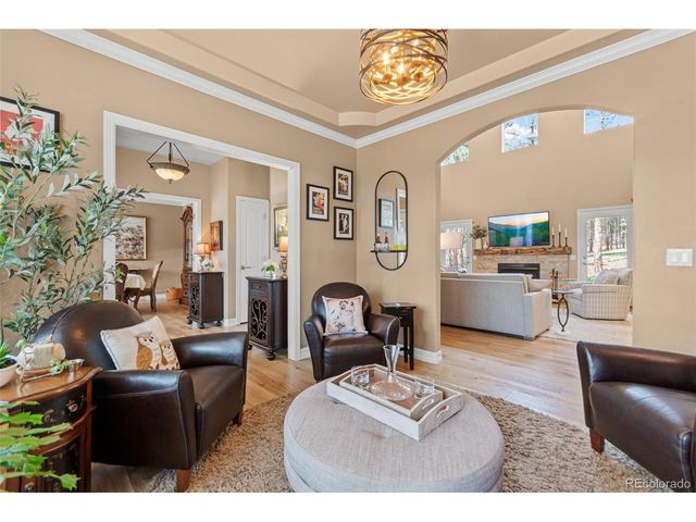 1767 Cinnamon Rd, Larkspur, CO 80118