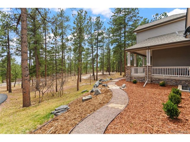 1767 Cinnamon Rd, Larkspur, CO 80118