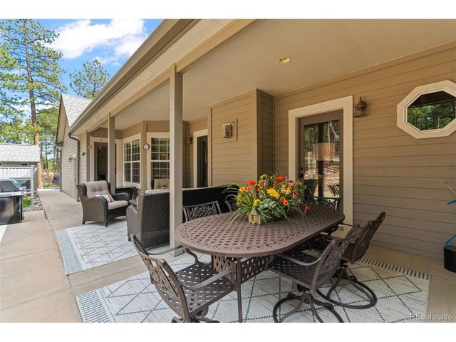 1767 Cinnamon Rd, Larkspur, CO 80118