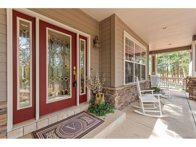1767 Cinnamon Rd, Larkspur, CO 80118