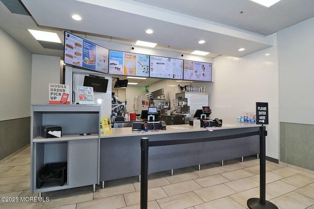 931 Fischer Boulevard, 9, Toms River, NJ 08753