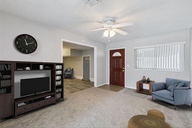 6208 SE 8th Street, Midwest City, OK 73110