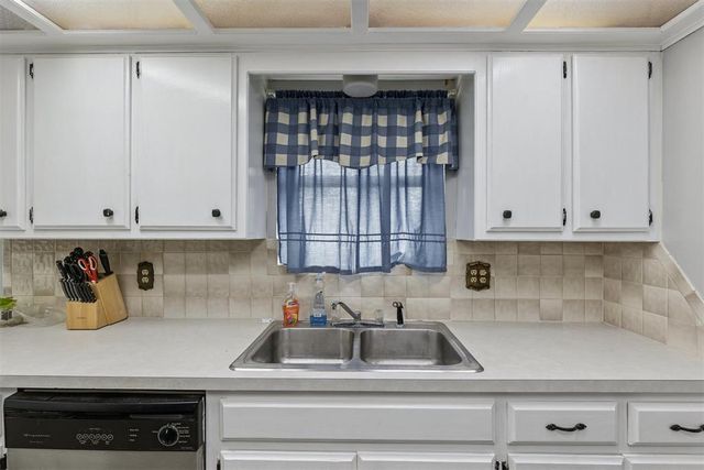 6208 SE 8th Street, Midwest City, OK 73110