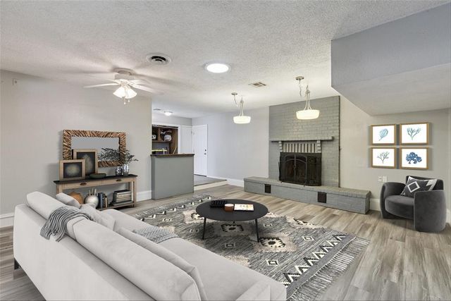 6208 SE 8th Street, Midwest City, OK 73110