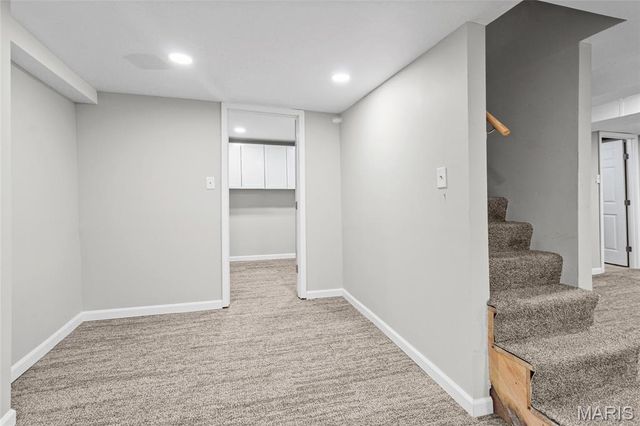 5530 Horizon Drive, St Louis, MO 63121