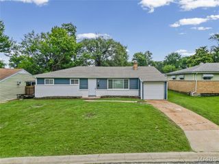 5530 Horizon Drive, St Louis, MO 63121