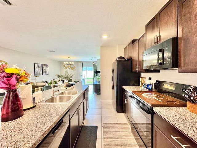 7309 CANTERBURY BELLS COURT, Tampa, FL 33619