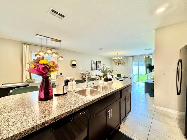 7309 CANTERBURY BELLS COURT, Tampa, FL 33619