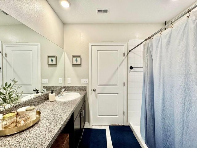 7309 CANTERBURY BELLS COURT, Tampa, FL 33619