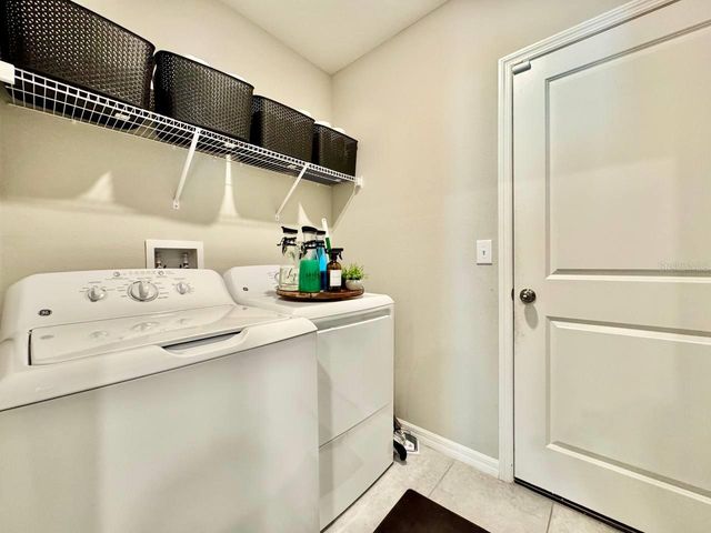 7309 CANTERBURY BELLS COURT, Tampa, FL 33619