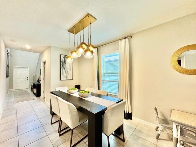 7309 CANTERBURY BELLS COURT, Tampa, FL 33619