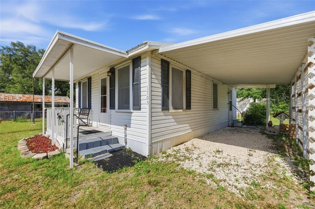 1705 DELAWARE AVENUE, St Cloud, FL 34769