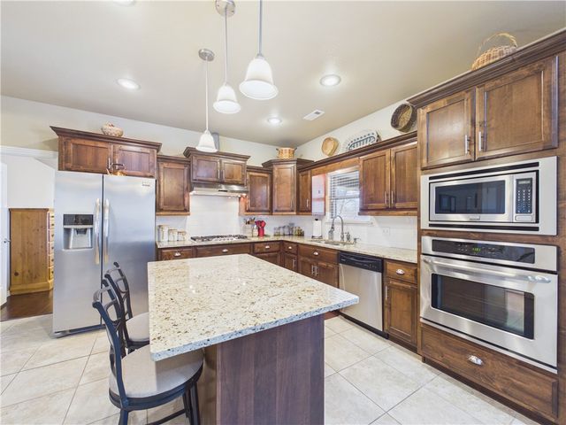 2361 Quick Fox Avenue, Fayetteville, AR 72704