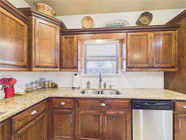 2361 Quick Fox Avenue, Fayetteville, AR 72704