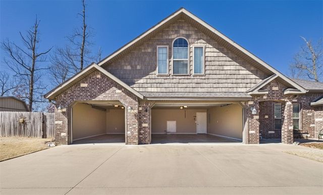 2361 Quick Fox Avenue, Fayetteville, AR 72704