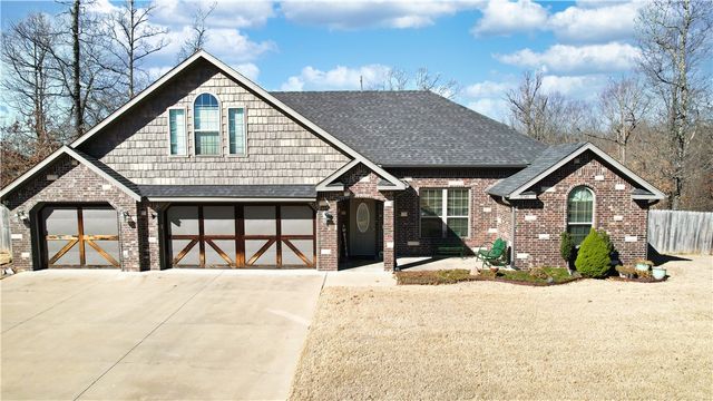 2361 Quick Fox Avenue, Fayetteville, AR 72704