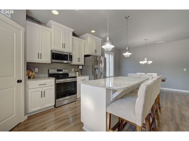 323 STONE Park, Kalama, WA 98625