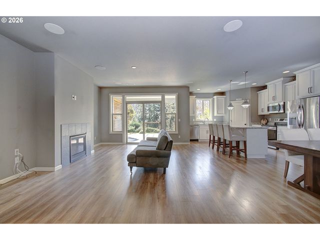 323 STONE Park, Kalama, WA 98625