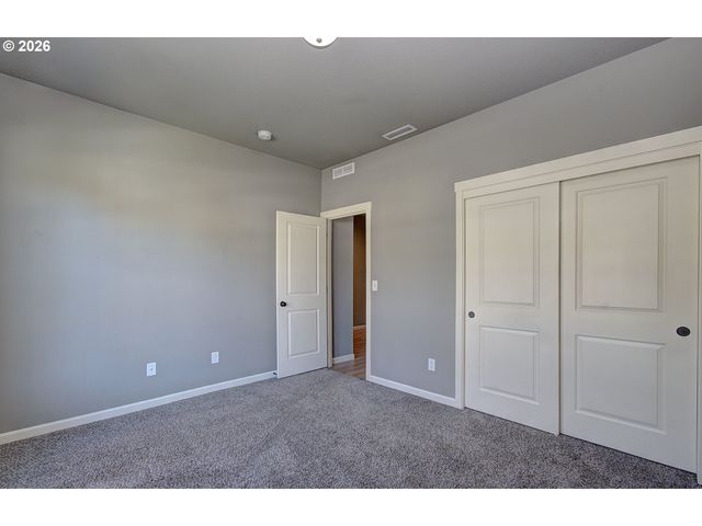 323 STONE Park, Kalama, WA 98625