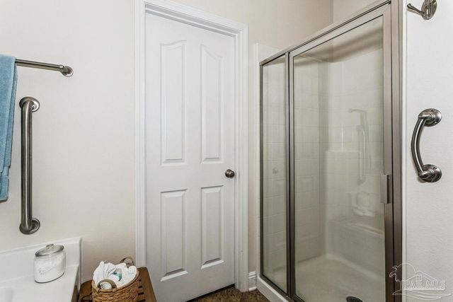 1810 Coast Ct, Gulf Breeze, FL 32563