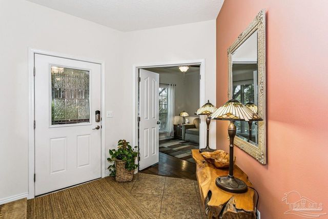 1810 Coast Ct, Gulf Breeze, FL 32563