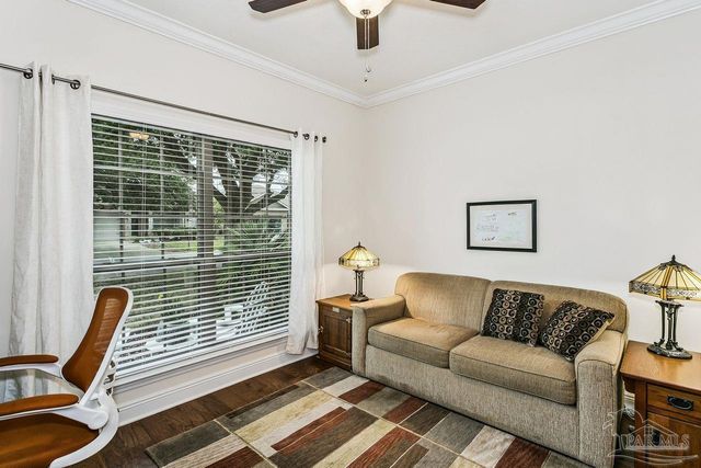 1810 Coast Ct, Gulf Breeze, FL 32563