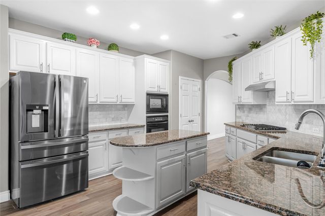 1114 Canyon Maple RD, Pflugerville, TX 78660