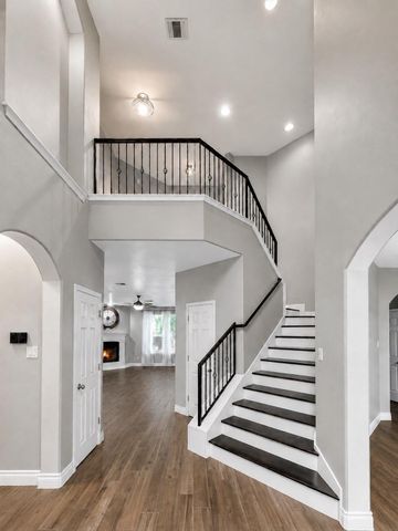 1114 Canyon Maple RD, Pflugerville, TX 78660