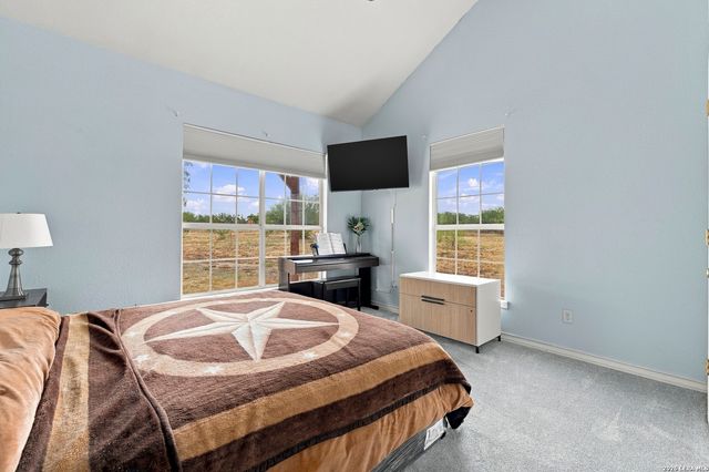 136 County Road 5781, Castroville, TX 78009