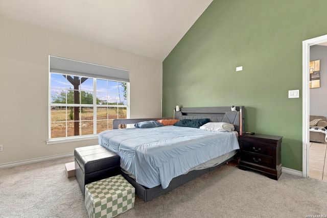 136 County Road 5781, Castroville, TX 78009