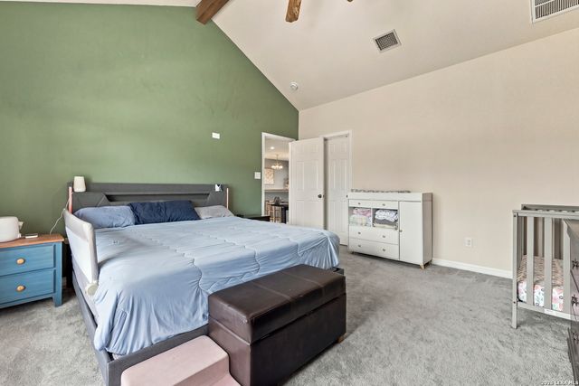 136 County Road 5781, Castroville, TX 78009