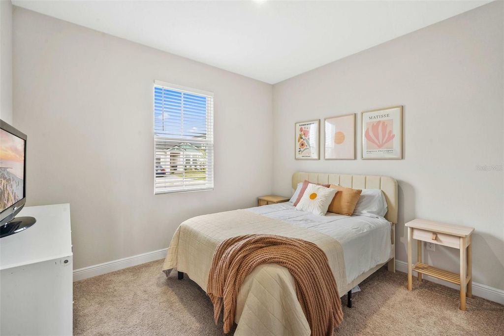 Image 12 of property listing at 10308 FIELDSTONE MYRTLE WAY, San Antonio, FL 33576