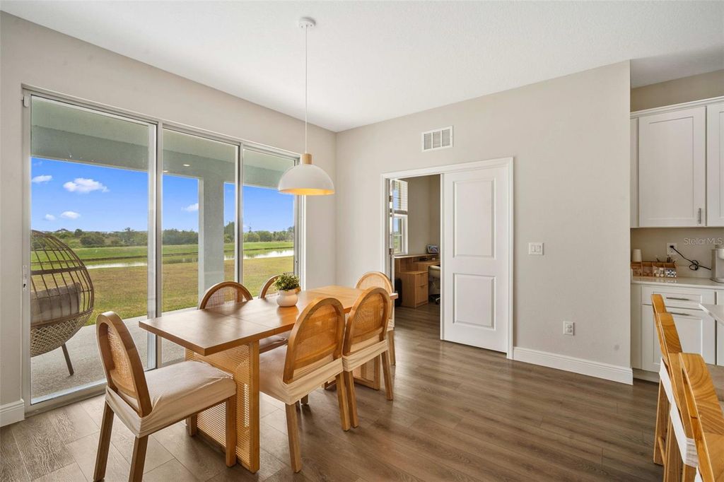 Image 17 of property listing at 10308 FIELDSTONE MYRTLE WAY, San Antonio, FL 33576