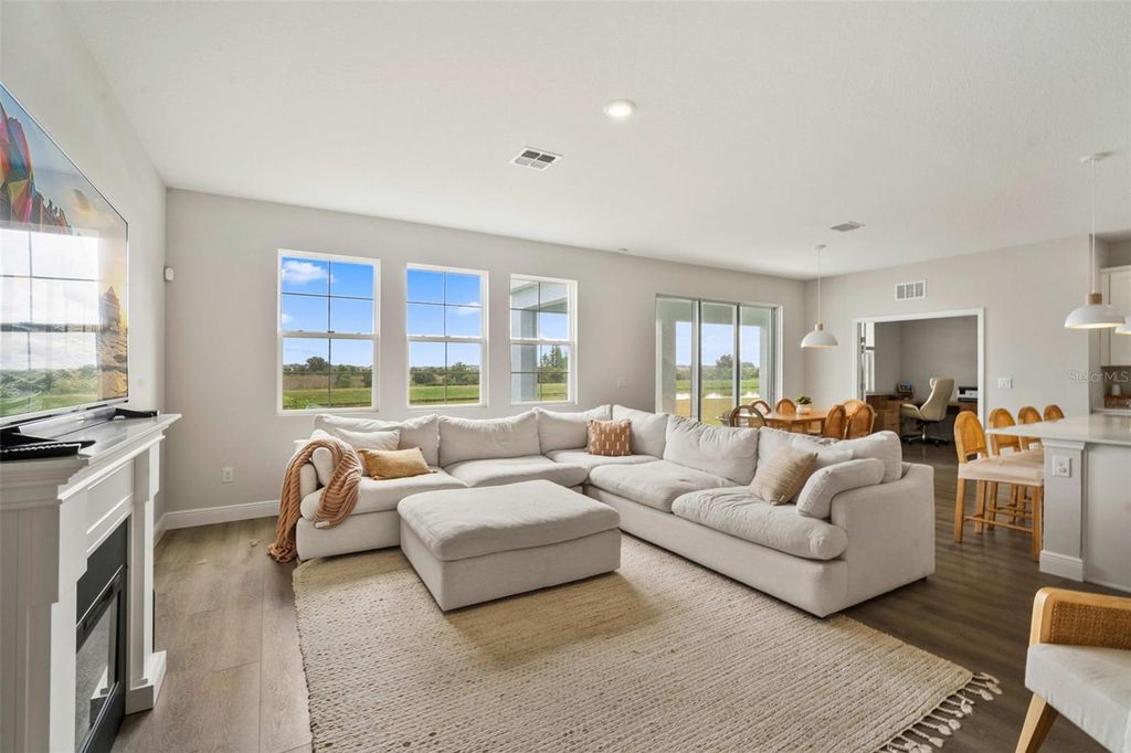 Image 23 of property listing at 10308 FIELDSTONE MYRTLE WAY, San Antonio, FL 33576