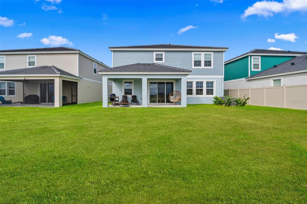 Image 4 of property listing at 10308 FIELDSTONE MYRTLE WAY, San Antonio, FL 33576
