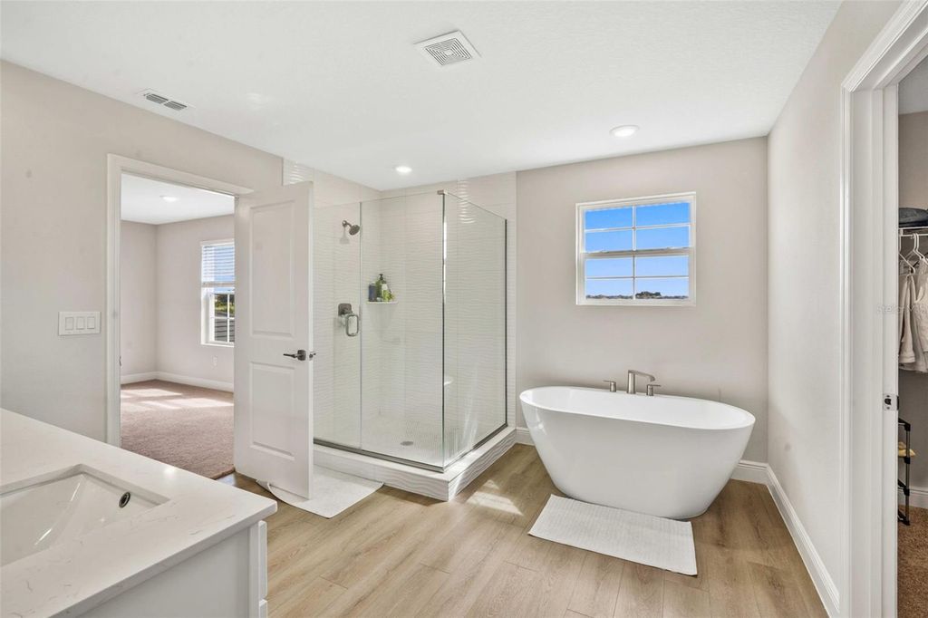 Image 33 of property listing at 10308 FIELDSTONE MYRTLE WAY, San Antonio, FL 33576