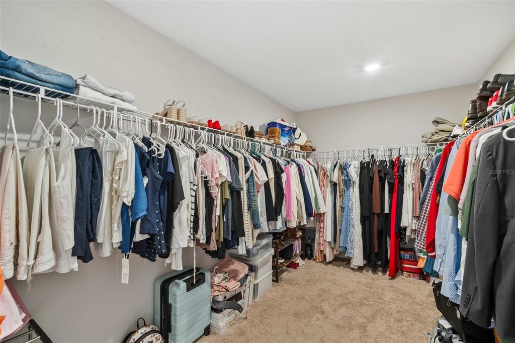 Image 35 of property listing at 10308 FIELDSTONE MYRTLE WAY, San Antonio, FL 33576