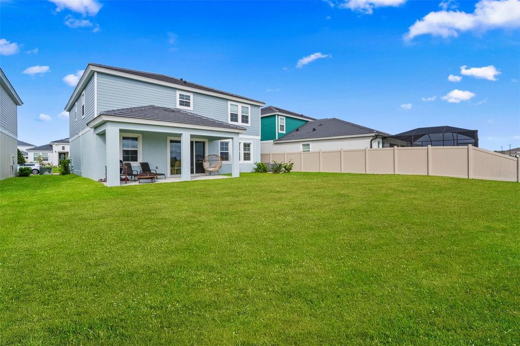 Image 5 of property listing at 10308 FIELDSTONE MYRTLE WAY, San Antonio, FL 33576