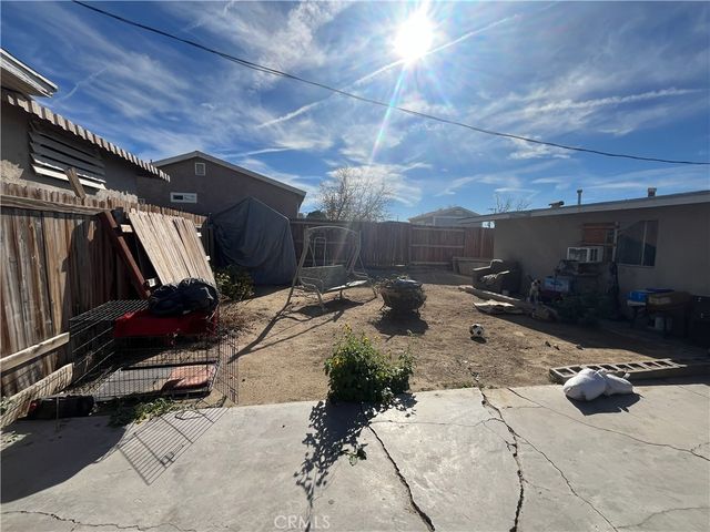 19102 4th, Oro Grande, CA 92368