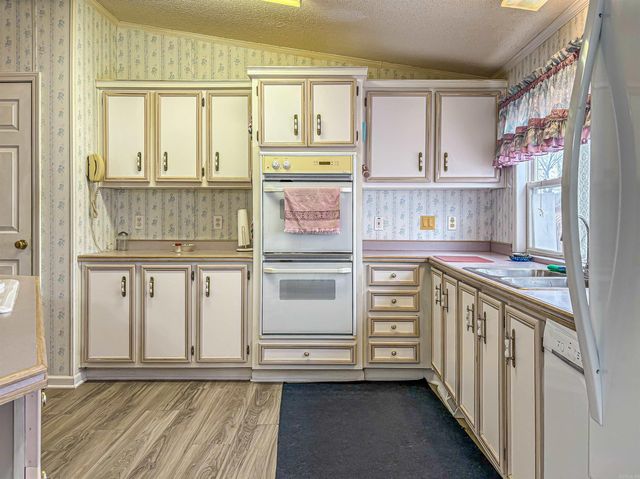 316 W 4th Street, Yellville, AR 72687