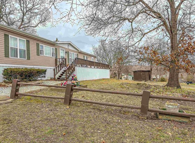 316 W 4th Street, Yellville, AR 72687