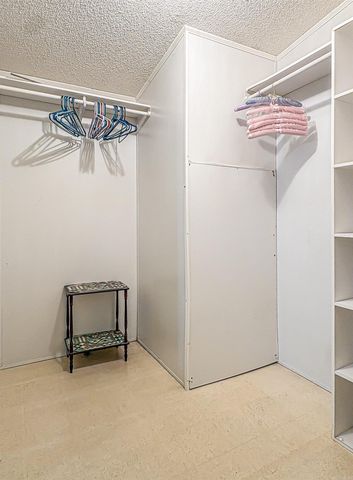 316 W 4th Street, Yellville, AR 72687