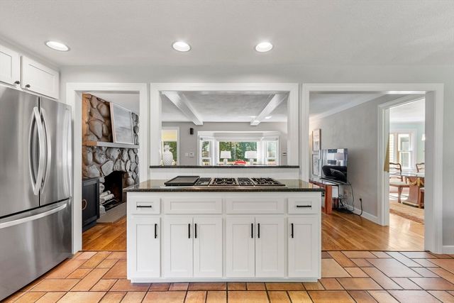 30 Goose Pond Rd, Lincoln, MA 01773