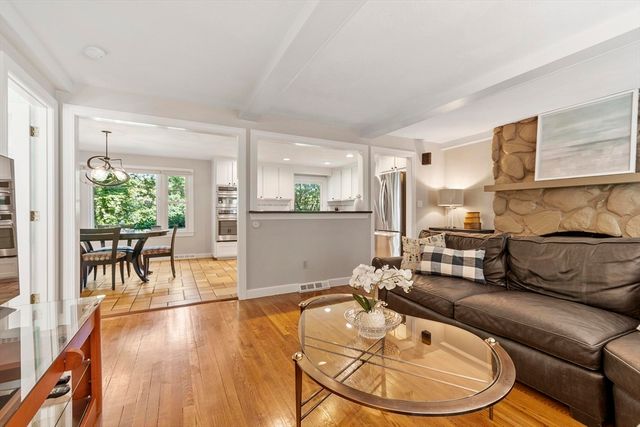 30 Goose Pond Rd, Lincoln, MA 01773